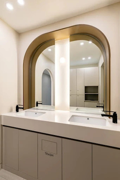 Slider image (5) LiMO Plastic Surgery Clinic in Seoul, South Korea